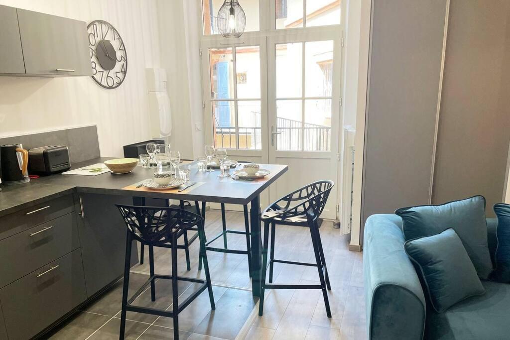 Cocon De Charline - Charme Et Elegance Dans Le Centre Apartment Montauban Bagian luar foto